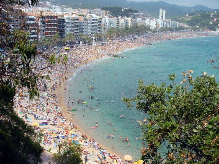 Lloret's beach in August